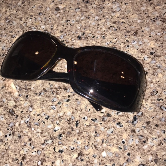 SOLD Dolce and Gabanna Sunglasses!! - Picture 6 of 7